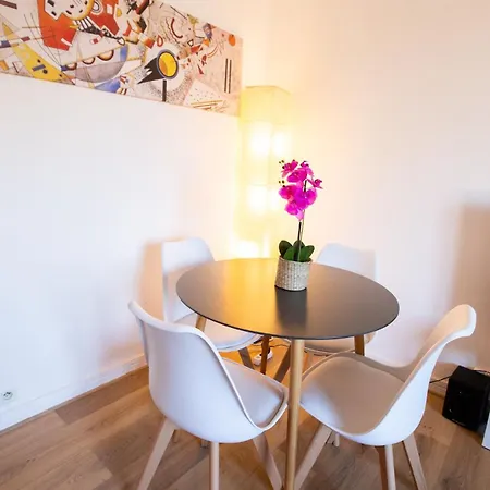 T2 Cosy, Vue Exceptionnelle, Hypercentre, 5mn Gare Apartment
