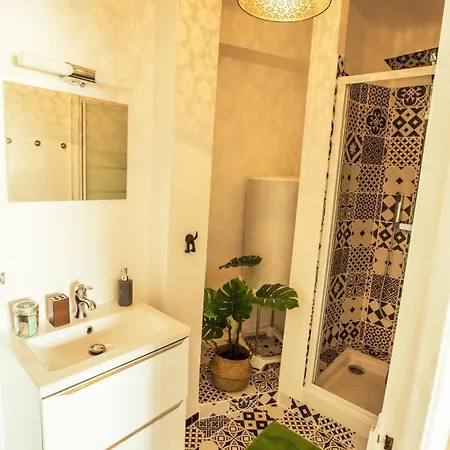 T2 Cosy, Vue Exceptionnelle, Hypercentre, 5mn Gare Apartment Marseille