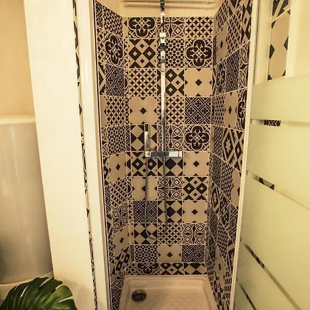 Apartment T2 Cosy, Vue Exceptionnelle, Hypercentre, 5mn Gare Marseille